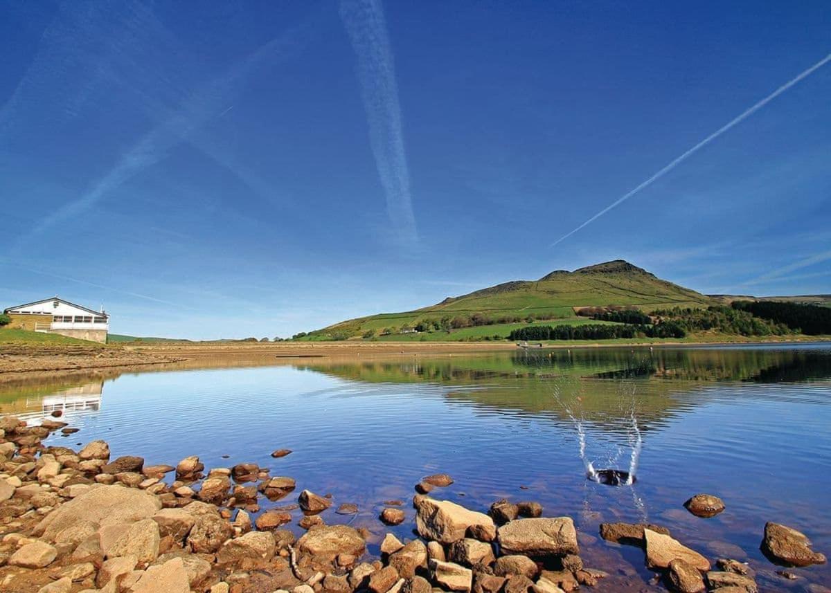 Dovestone Holiday Park Hotell Greenfield  Eksteriør bilde